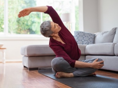 La pratica yoga per la cura della sciatalgia e altri disturbi